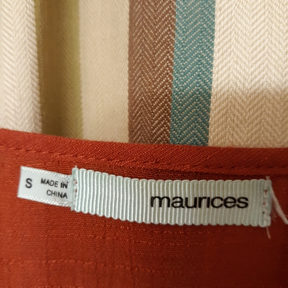 Maurice's Top - Picture 4 of 4